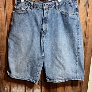 Silver Tab Levi’s Baggy Jean Shorts